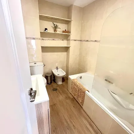 Apartamento Familiar 'la Concha Banus' 马尔韦利亚